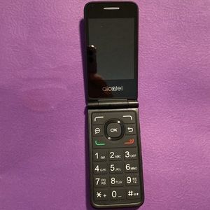Alcatel flip phone A405DL